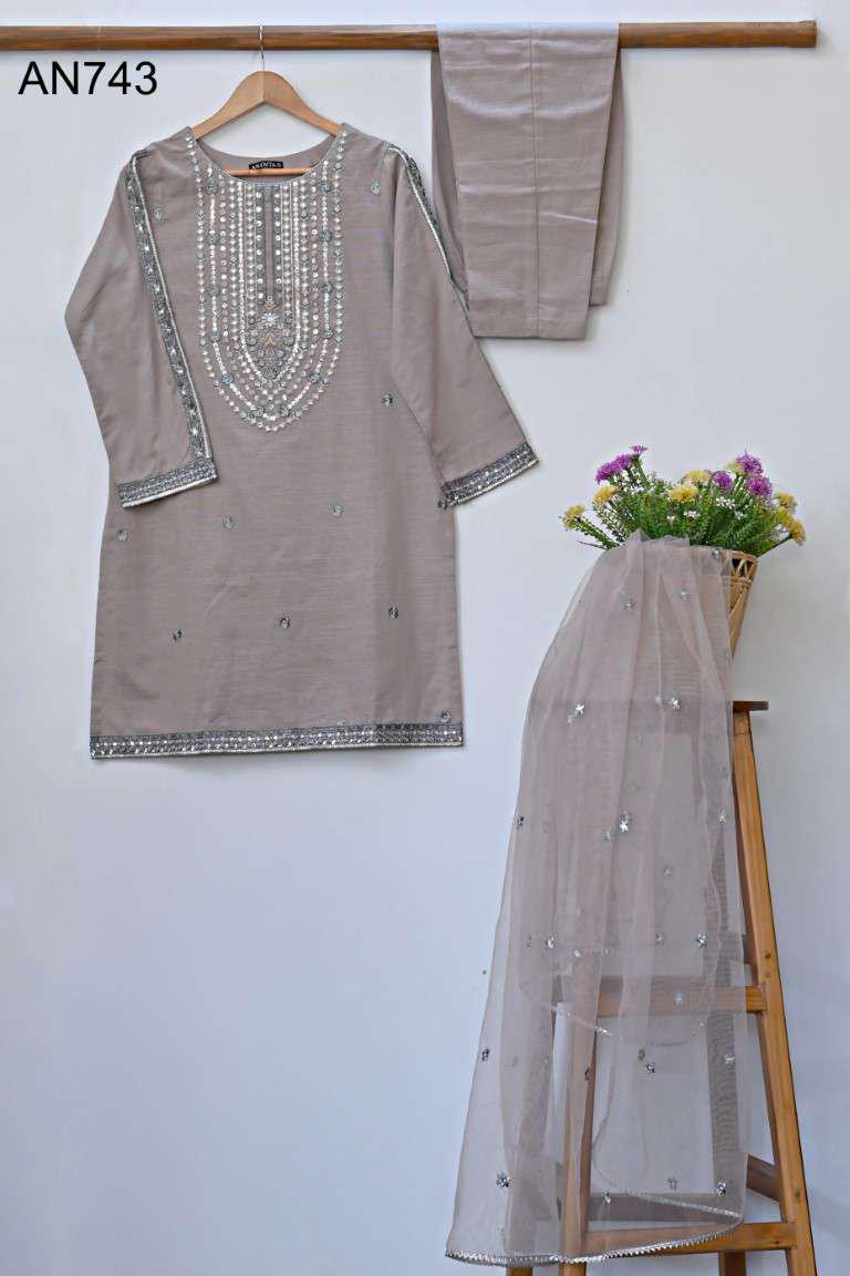 AN743 Embroidered Khaddar Shirt and Plane Khaddar Trouser.